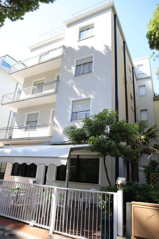 רימיני Hotel Pigalle מראה חיצוני תמונה