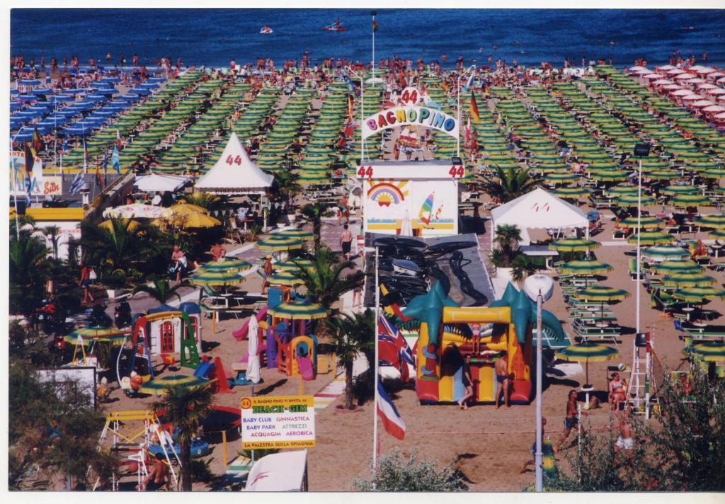 רימיני Hotel Pigalle מראה חיצוני תמונה